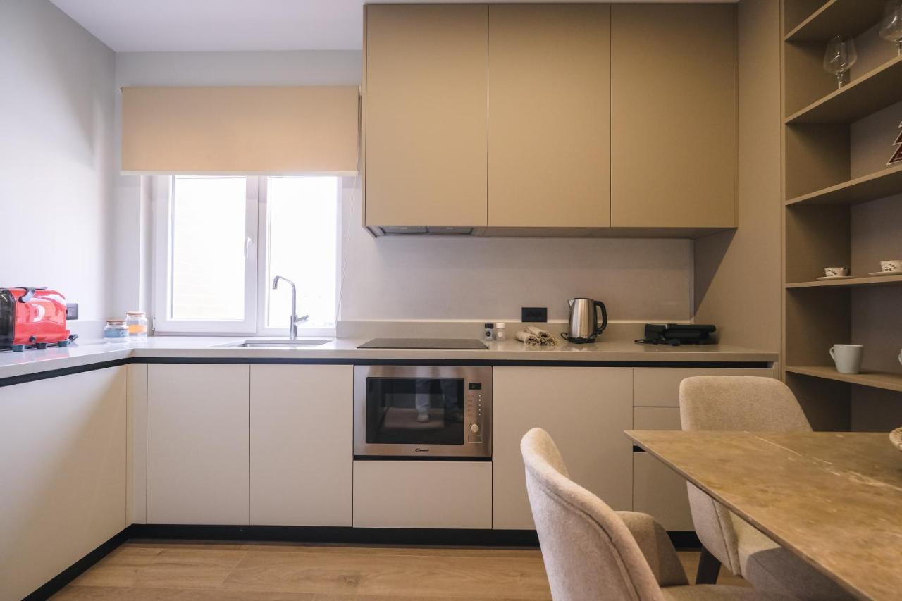 Two Steps Apartments Tirana Eksteriør billede