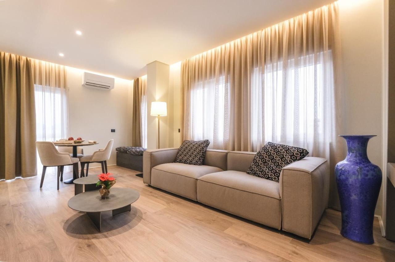 Two Steps Apartments Tirana Eksteriør billede