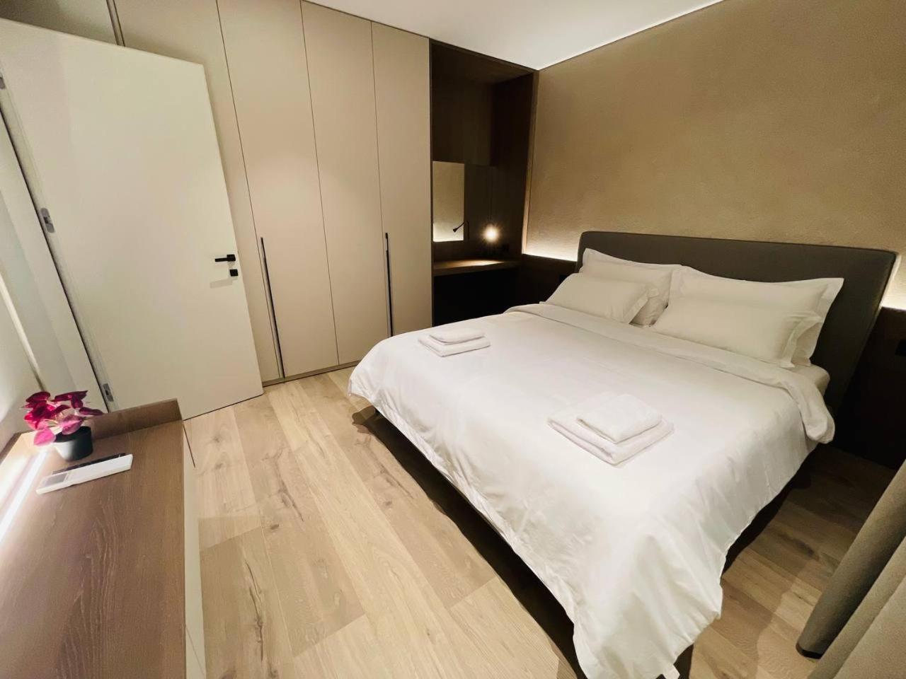 Two Steps Apartments Tirana Eksteriør billede